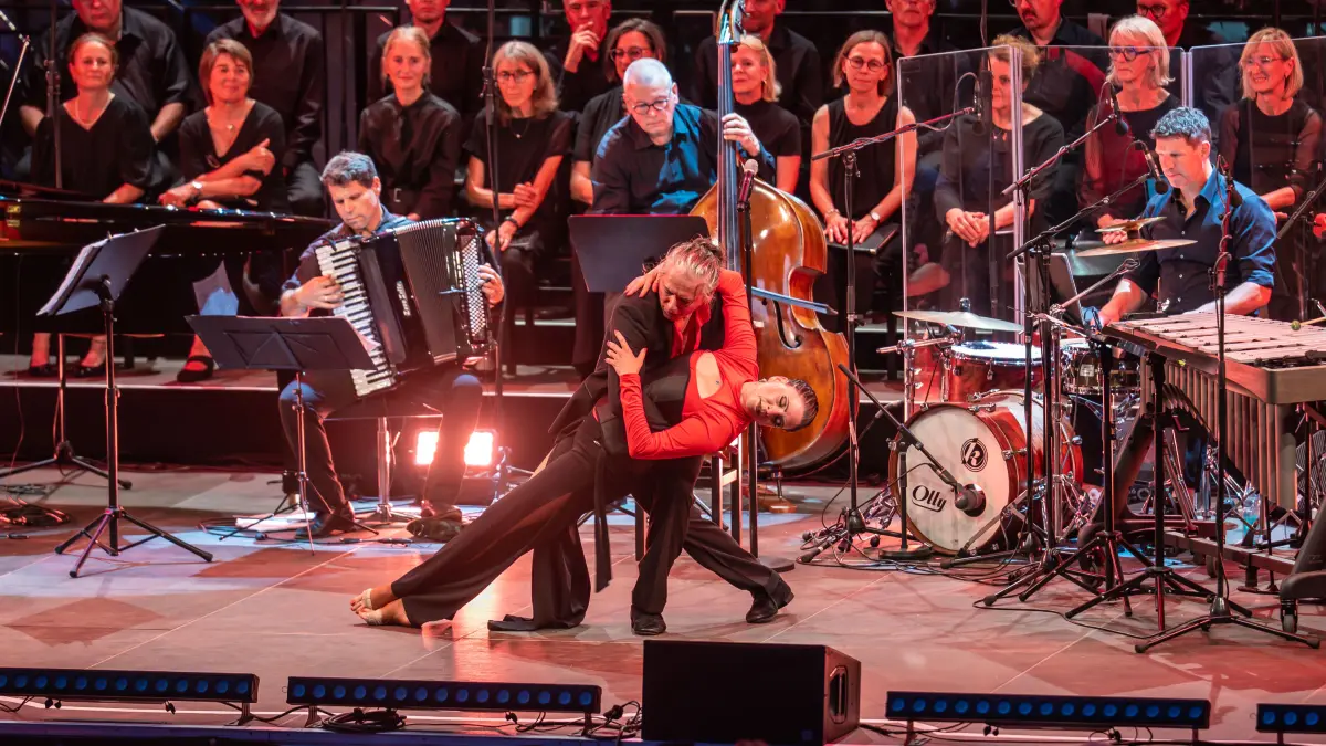 PIAZZOLLA MEETS LATIN Abschlusskonzert. Sommerfestival Schloss Filseck