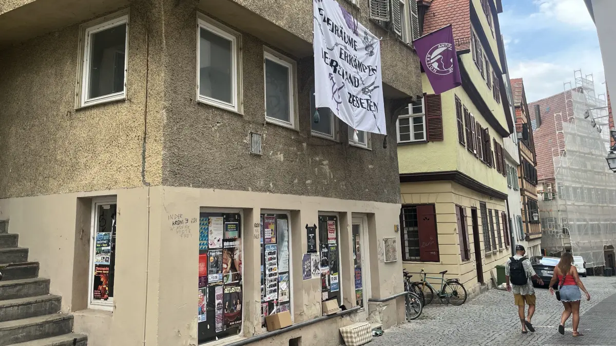Hausbesetzung in Tübingen, Kronenstraße 3, Altstadt, besetztes Haus, Leerstand, Wohnraum,