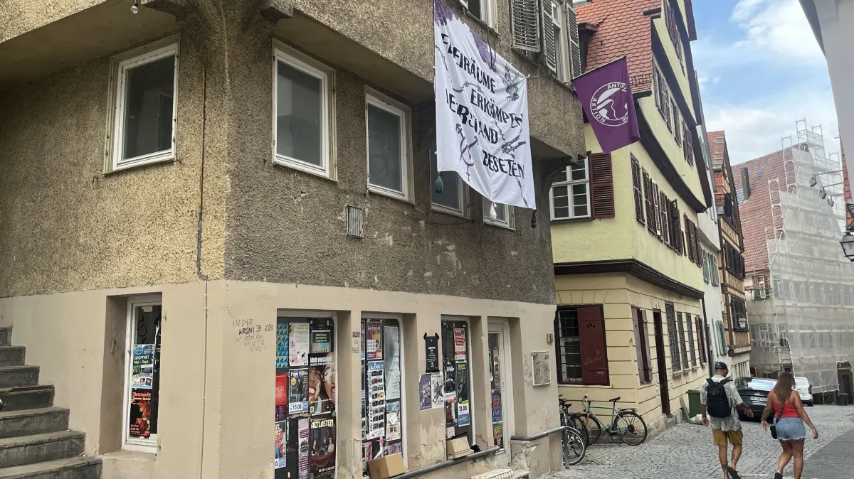 Hausbesetzung in Tübingen, Kronenstraße 3, Altstadt, besetztes Haus, Leerstand, Wohnraum,