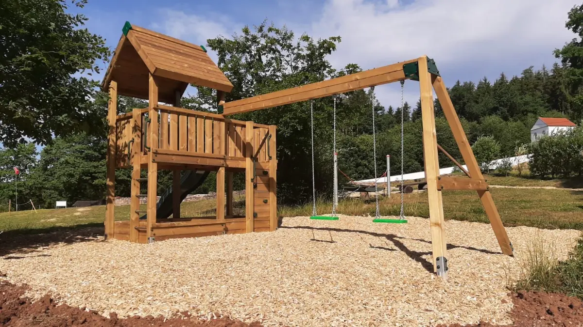 Den Spielplatz hat der Förderverein des Römermuseums erneuert.