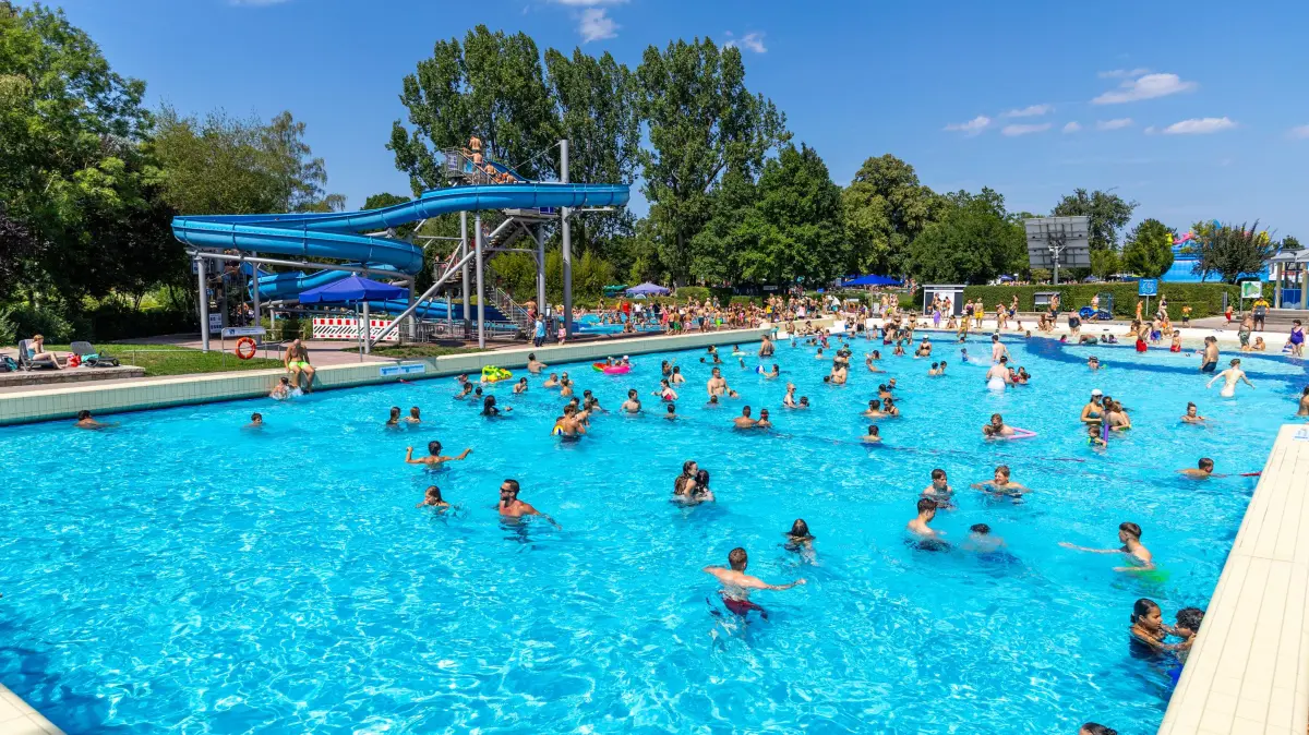 wellenfreibad Reutlingen August 2026