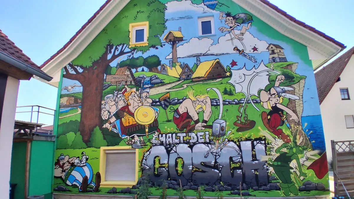 Die Asterix-Wand in Hausen ob Urspring ist jetzt fertig