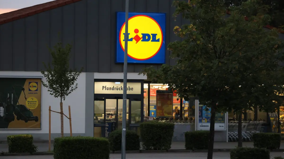 In Eningen wurden in der Nähe der Lidl-Filiale Schüsse abgegeben.