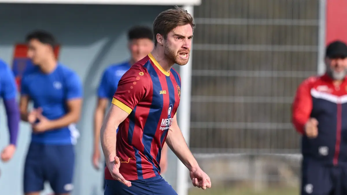 Landesliga 3, 21. Spieltag - SSC Tübingen - Spvgg Freudenstadt: Landesliga 3, 21. Spieltag - SSC Tübingen - Spvgg Freudenstadt, 08.03.2026 - Lars Lack (SSC Tübingen) trifft zum 1:1 Ausgleich
Foto: Axel Grundler