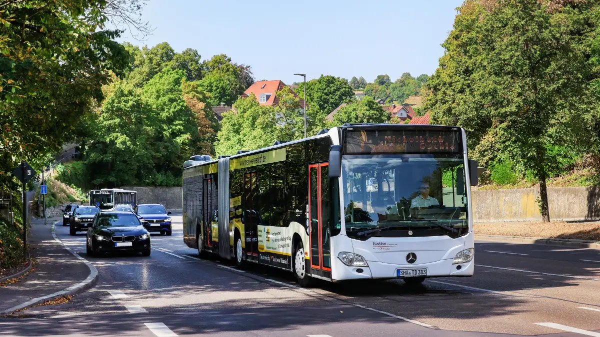 Lidl Deutschland Tour, Deutschlandtour, Straßen werden wegen Rennen gesperrt, Busse umgeleitet. Stadtbus stellt seinen Betrieb ein, weil die Crailsheimer Straße gesperrt wird.