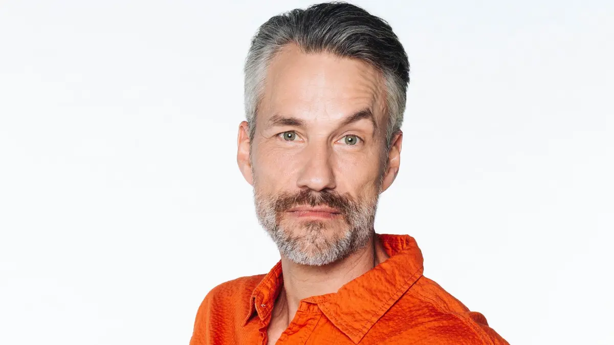 Stefan Bockelmann spielt seit 2021 die Rolle Henning Ziegler bei AWZ.