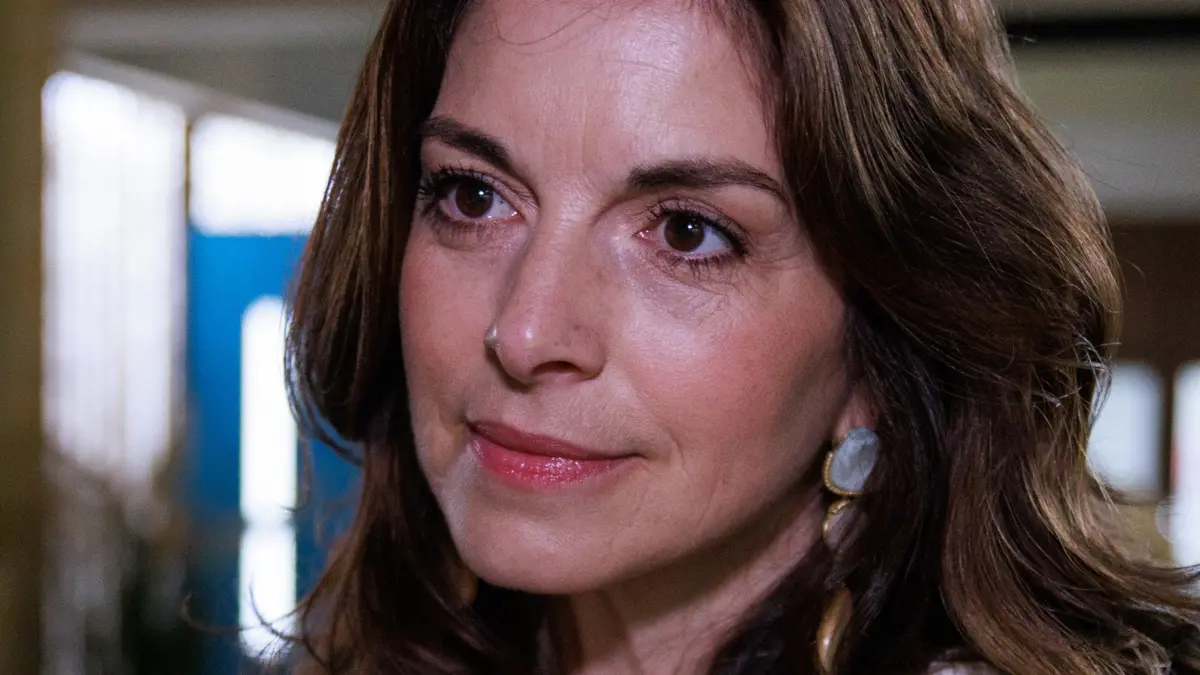Gabriella (Bianca Hein) ist zutiefst erschüttert und fragt sich, ob sie als Mutter bei Joana versagt hat.