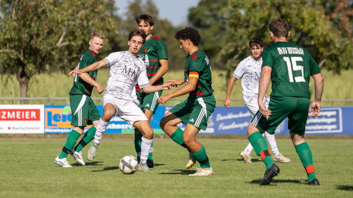 Stadtpokal Ehingen 2026 SGM Granheim/Bremelau II (grün) holt sich den Pokal