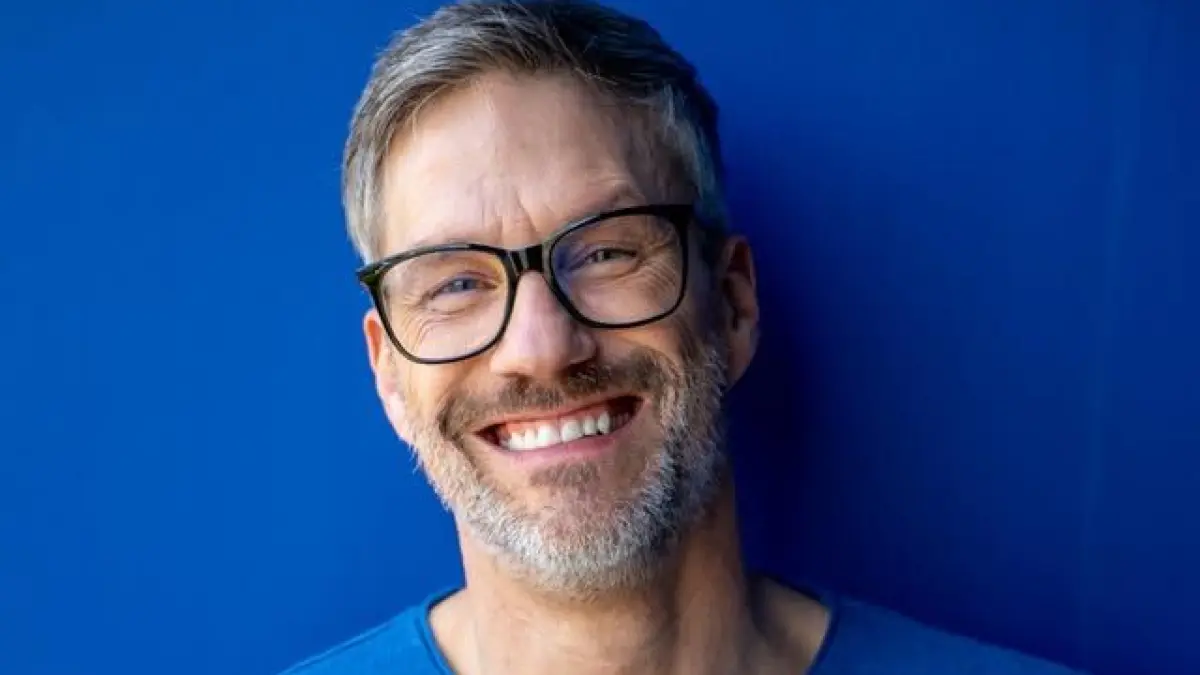 Stefan Bockelmann (Henning Ziegler) hat uns im Interview verraten, dass er gerade mit einem widerspenstigen Gerstenkorn zu kämpfen hat.