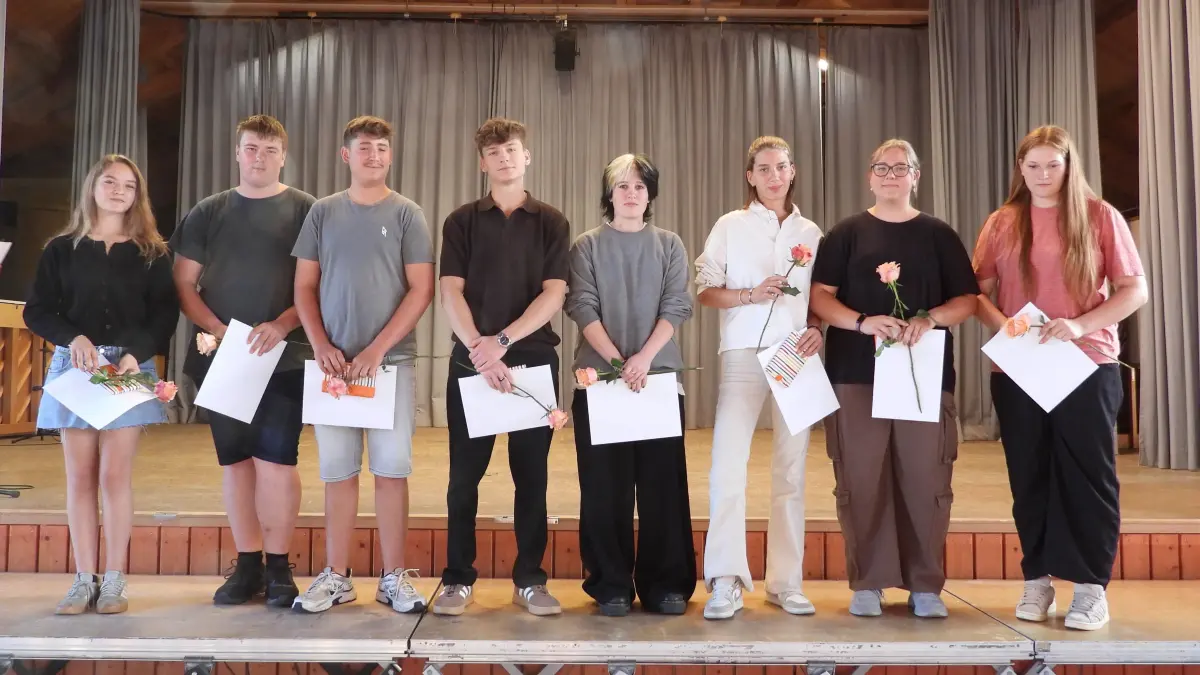 Ein neuer Lebensabschnitt beginnt auch für die erfolgreichen Hauptschul-Absolventen.
