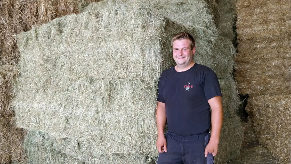 Felician Schäfer ist Vorsitzender des Kreisbauernverbands im Zollernalbkreis und betreibt einen Mutterkuhbetrieb im Schömberger Ortsteil Schörzingen.
