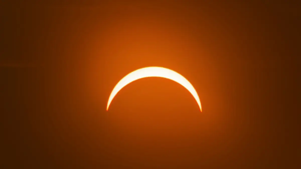 Drei Phasen der partiellen Sonnenfinsternis, 12. August 2026, Hohe Tanne, Rotenhar (Gschwend)