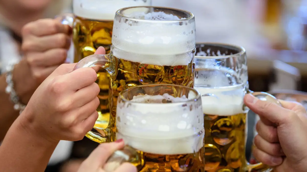 Im Bierzelt