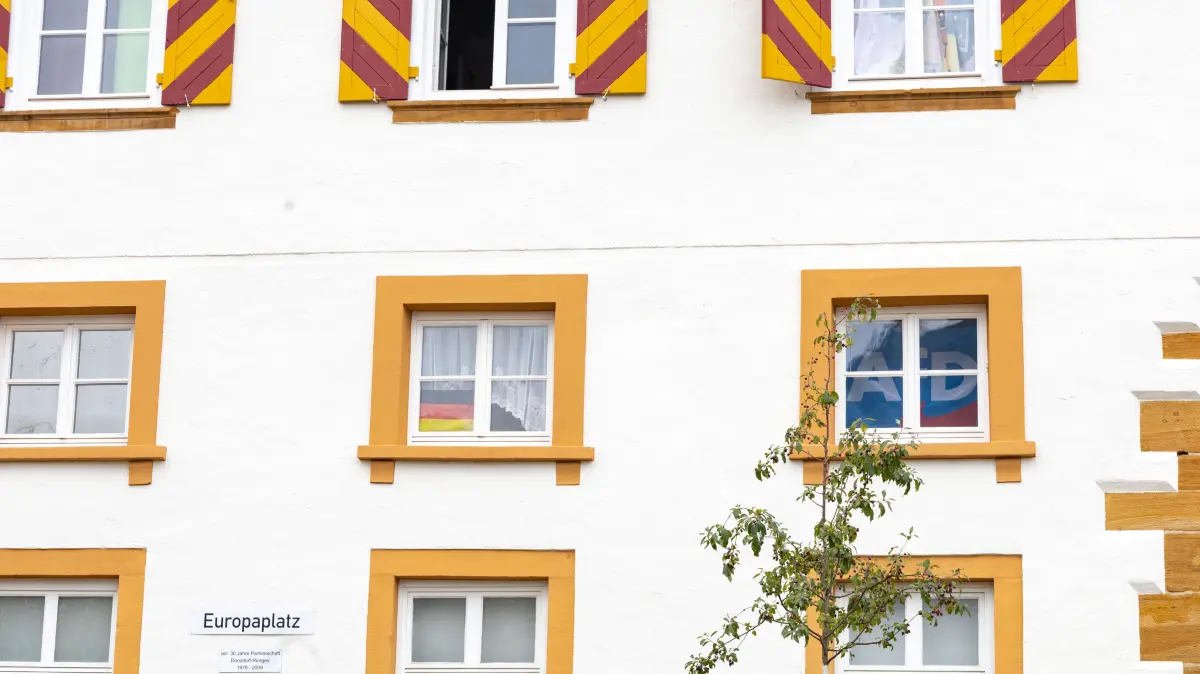 Donzdorf Europaplatz AFD Plakat im Fenster