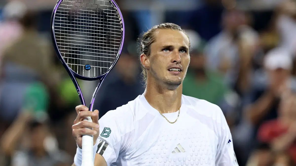 Cincinnati Open 2026 - Day 7: MASON, OHIO - AUGUST 17: Alexander Zverev of Germany celebrates match point against Terence Atmane of France on day seven of the Cincinnati Open at Lindner Family Tennis Center on August 17, 2026 in Mason, Ohio. Emilee Chinn/Getty Images/AFP (Photo by Emilee Chinn / GETTY IMAGES NORTH AMERICA / Getty Images via AFP)
