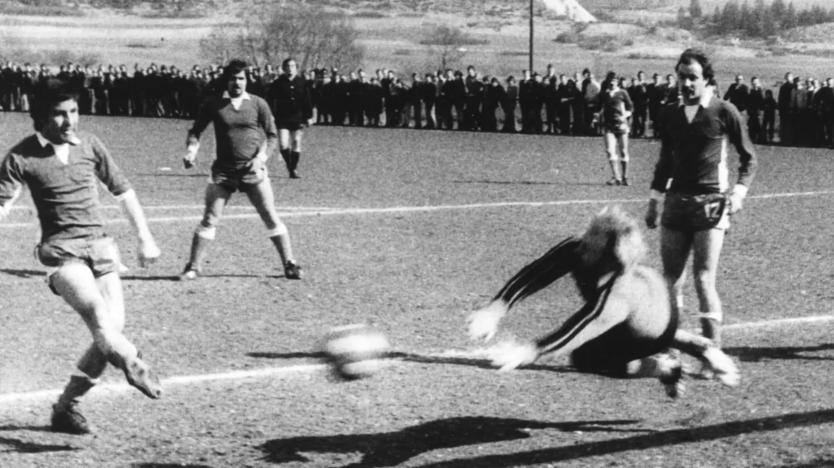 Fußball Allmendingen 1976: Fußball Allmendingen 1976 2:0 TSG Ehingen- TSV Allmendingen mein.swp.de