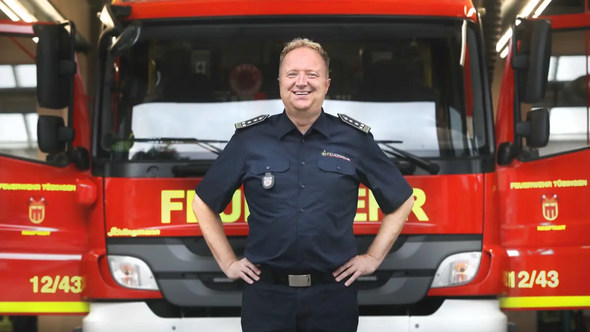 Tübingen Freiwillige Feuerwehr neuer Kommandant Oliver Zwölfer Feuerwehrhaus