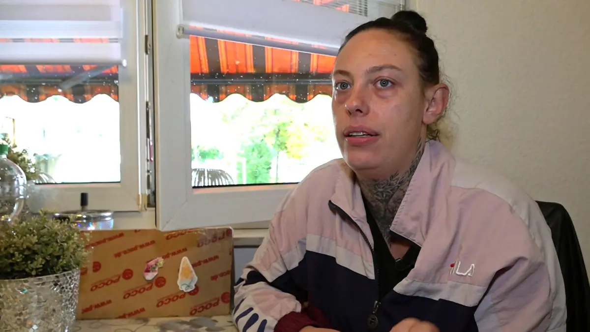 Die alleinerziehende Janine ist verunsichert, weil bei Sohn Jaydin eine Untersuchung angeraten wird...