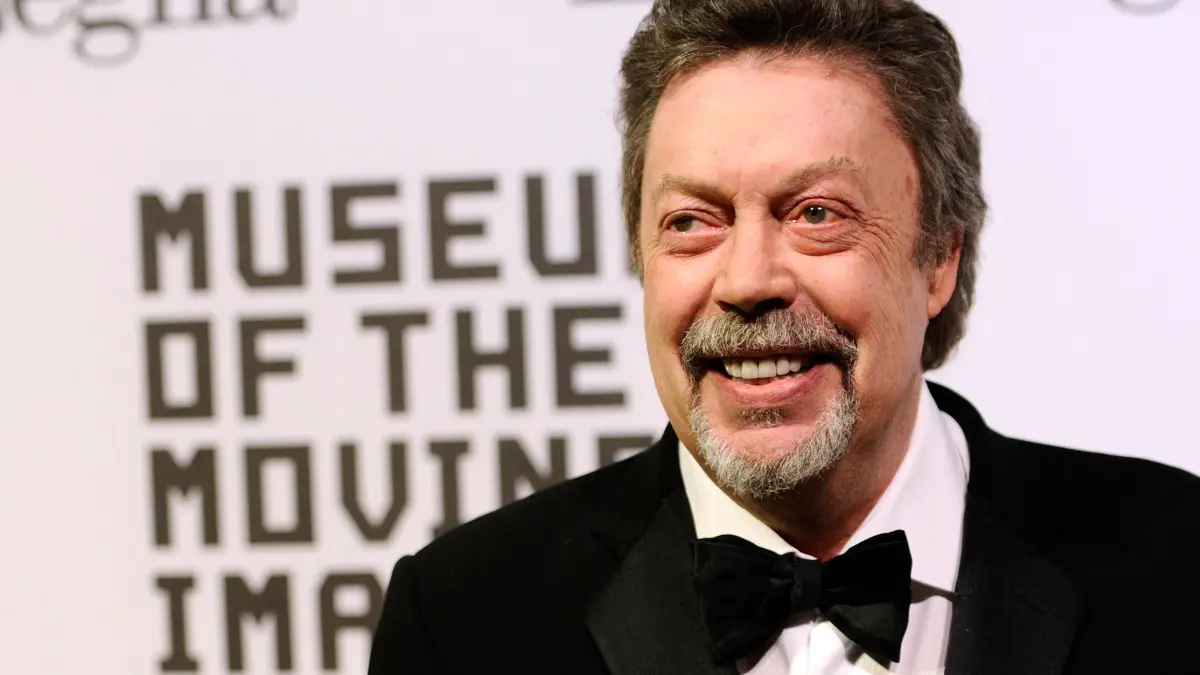 Tim Curry
