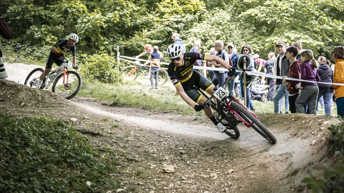 Tobias Steinhart überzeugte eine komplette Saison und belohnte sich mit dem Gesamtsieg.