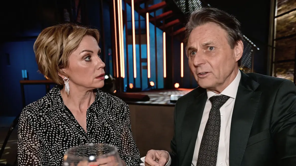 Yvonne (Gisa Zach) und Jo Gerner (Wolfgang Bahro) sind wieder ein Paar.