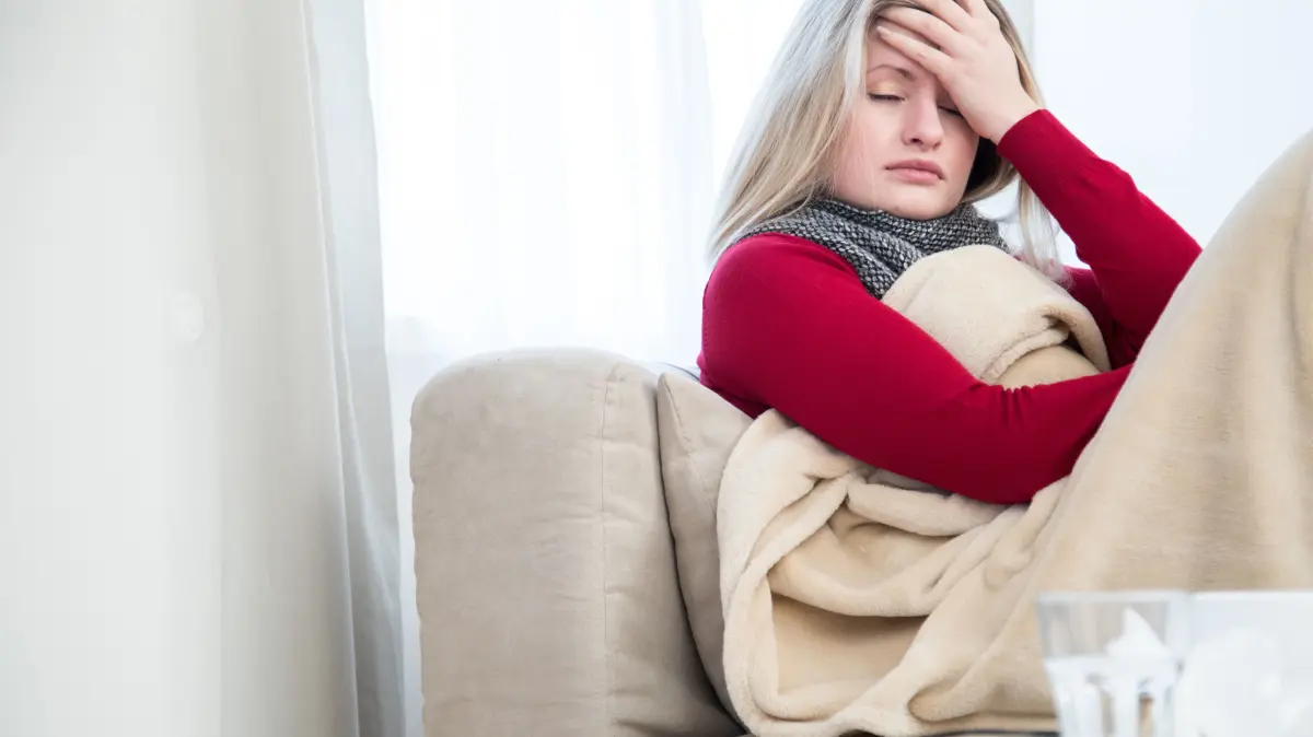 Ausgeprägtes Krankheitsgefühl: Das kann unter Umständen Anzeichen für eine Sepsis sein.
