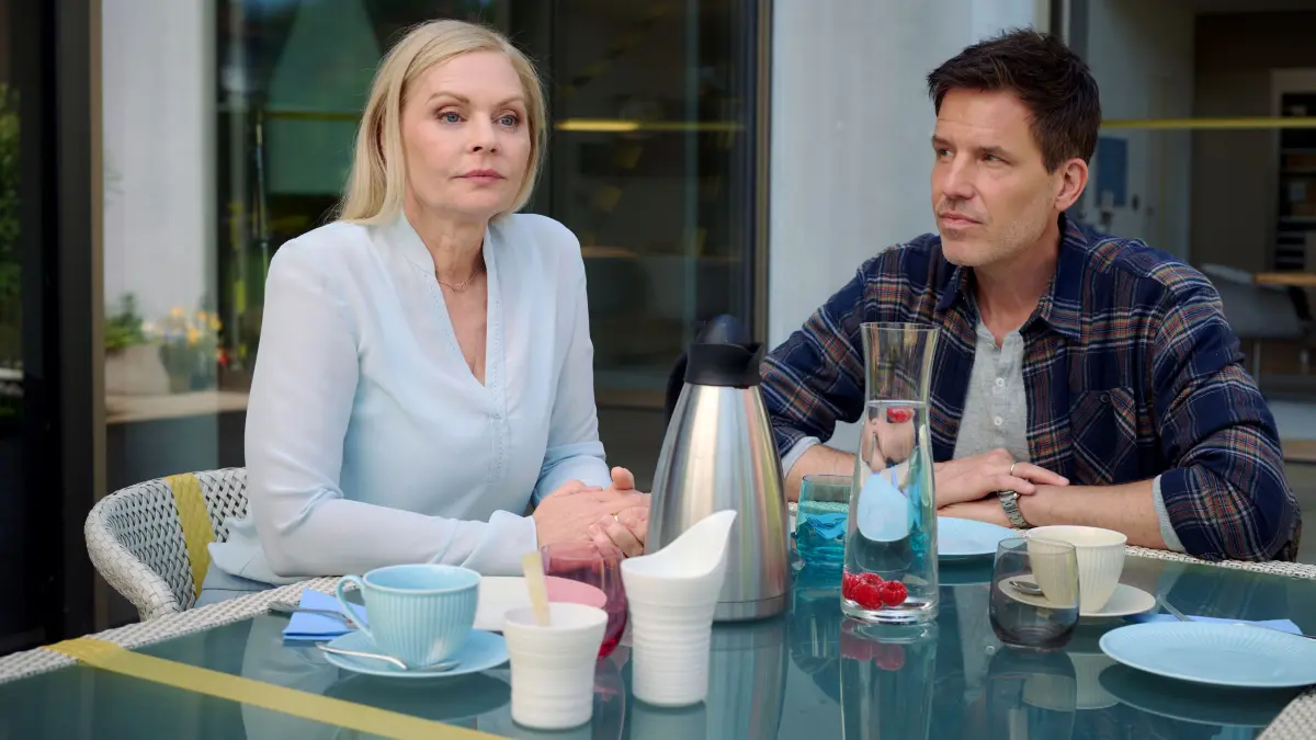 Oliver (Tim Bergmann) und Susanne (Susanna Simon) waren ein echtes Traumpaar, doch jetzt wollen sie sich scheiden lassen.