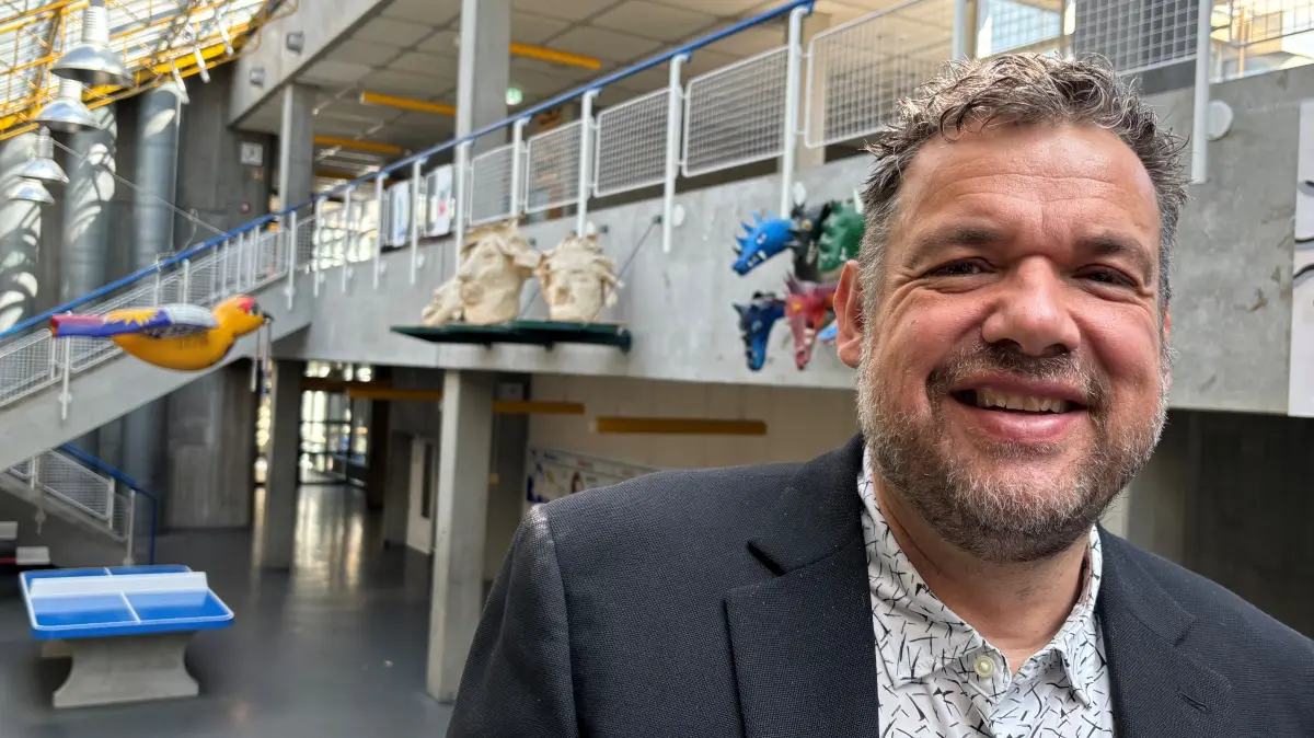 Mark Benkelmann ist der neue Schulleiter des Albert-Einstein-Gymnasiums Wiblingen ab dem Schuljahr 2026/27