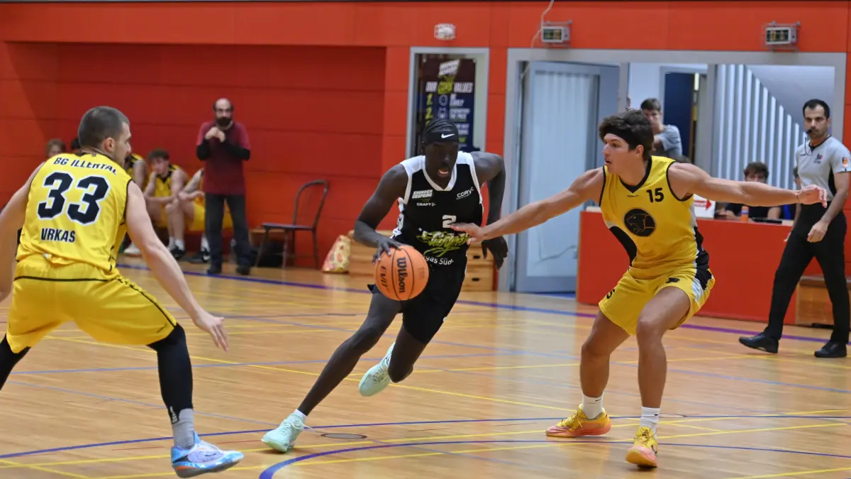 Testspiel Basketball Team Ehingen Urspring - BG Illertal 97:55 Malang Athian