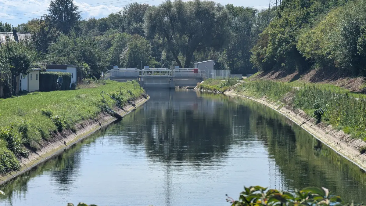 Das neue Absperrwerk am Vöhringer Illerkanal.