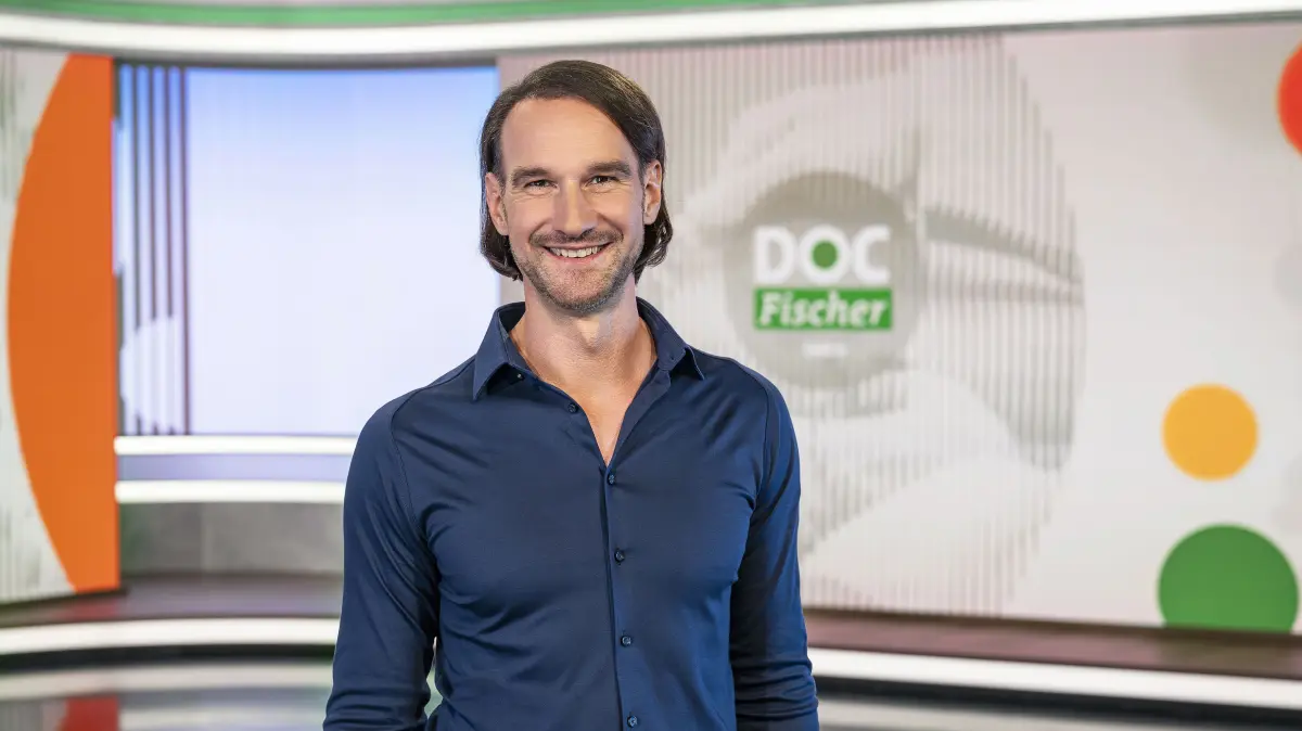 Der Arzt und Moderator Prof. Dr. Derek Zieker-Fischer präsentiert neueste medizinische Erkenntnisse und Behandlungsmethoden und gibt Tipps, wie man fit und gesund bleiben kann.