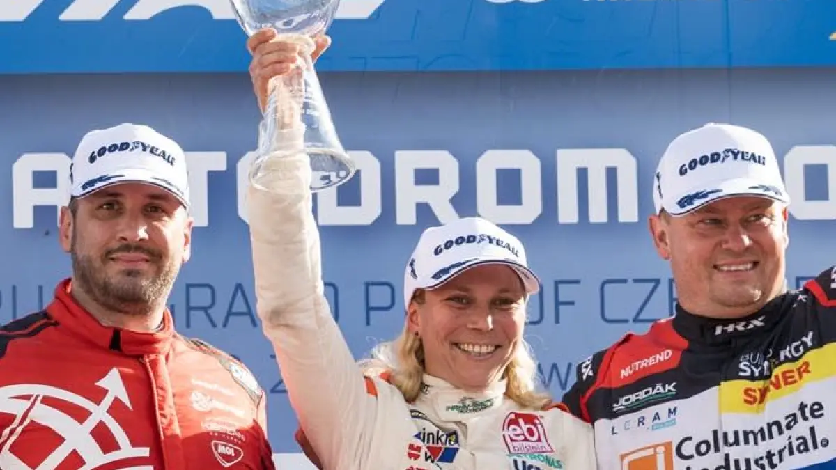 Stephanie Halm ganz oben auf dem Treppchen in Most