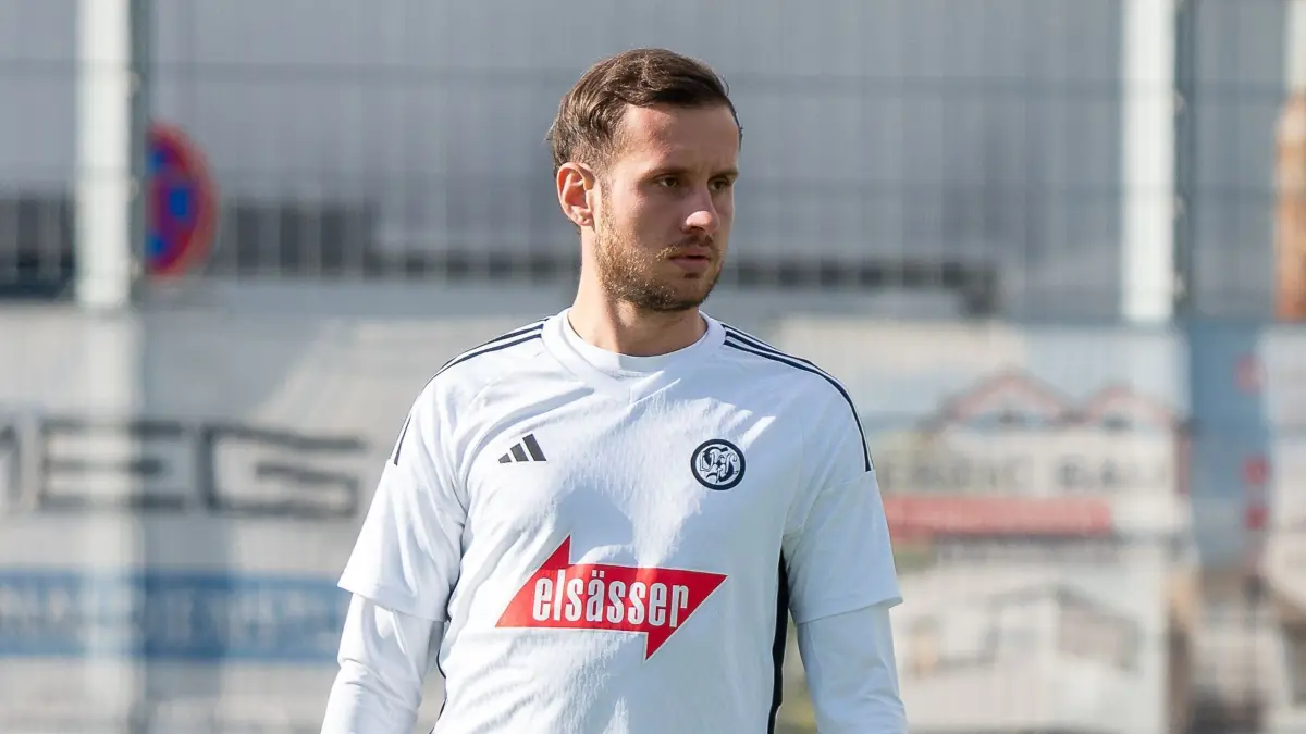Max Brendle (VfL Nagold) - hier noch im Trikot des VfL Sindelfingen - hat sich am Knie schwer verletzt.