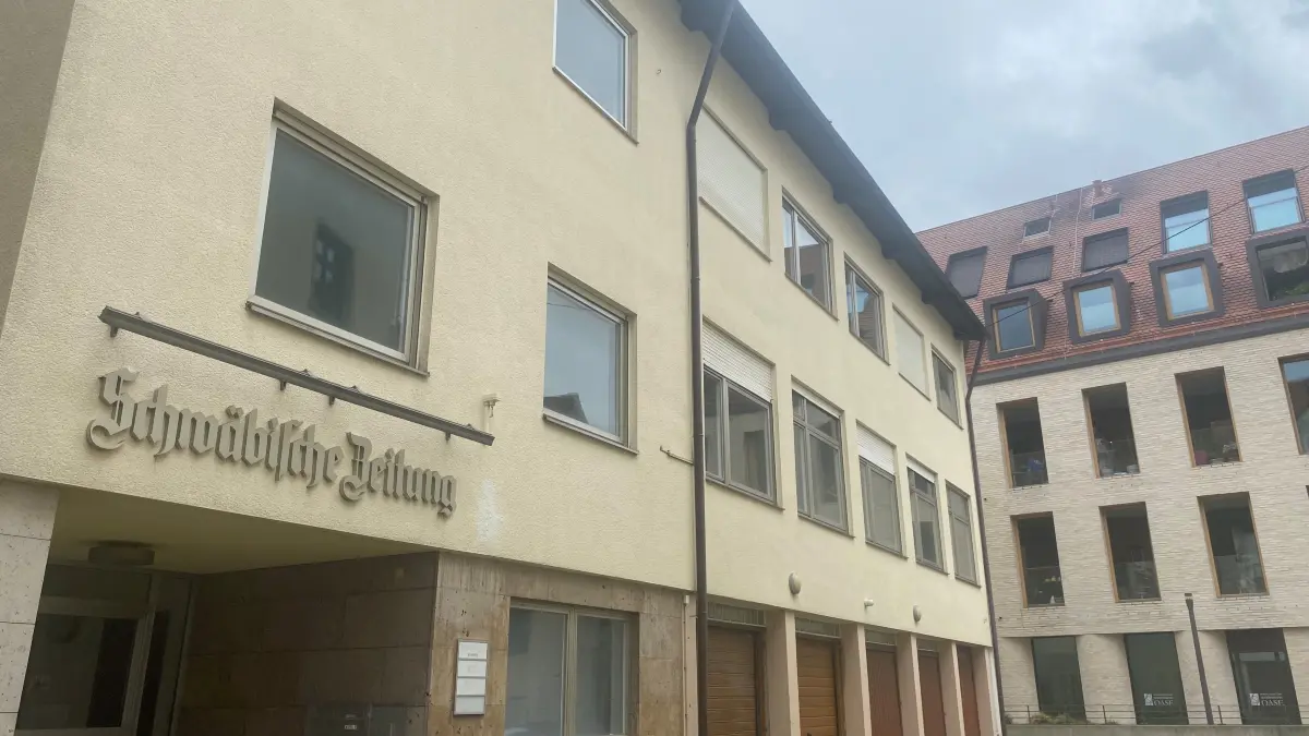 Das Verlagsgebäude der Schwäbische Zeitung gehört Ordensschwestern aus Untermachtal. Jetzt wollen sie das Gebäude knapp zwei Jahre nach der Schenkung wieder verkaufen.