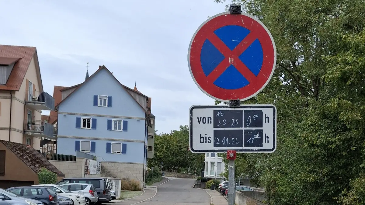 In der Eschenan - Parkplätze gesperrt