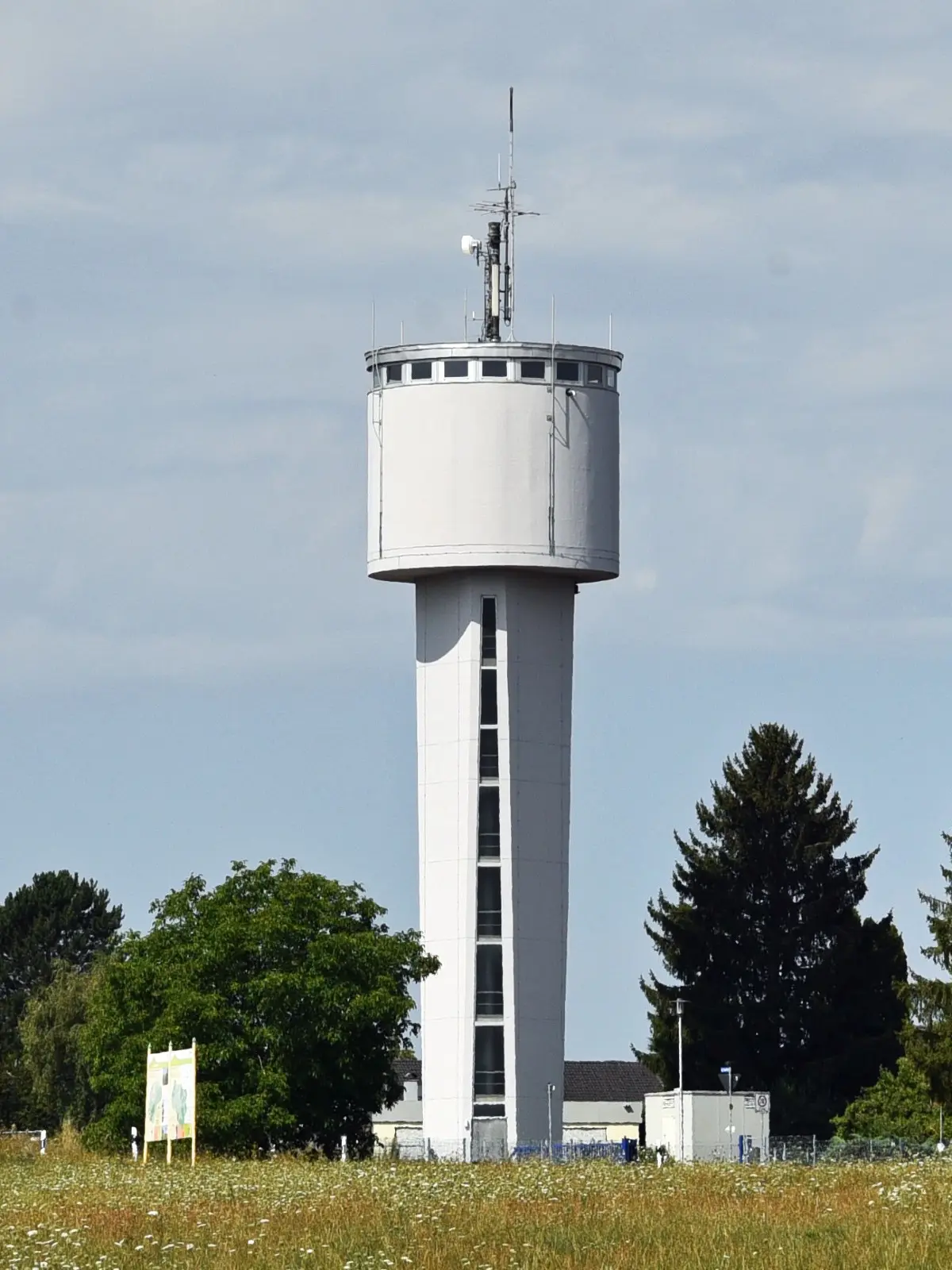 Hoch hinauf geht es im Wasserturm Sickingen, von dem aus sich ein wunderbarer Rundumblick bietet.