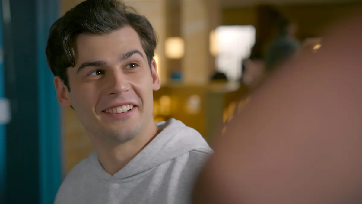 Luca (Orlando Lenzen) und Nick (Raphael Kalkowski) hatten endlich einen Moment für sich. Doch Nick kann nicht zu seinen Gefühlen stehen.
