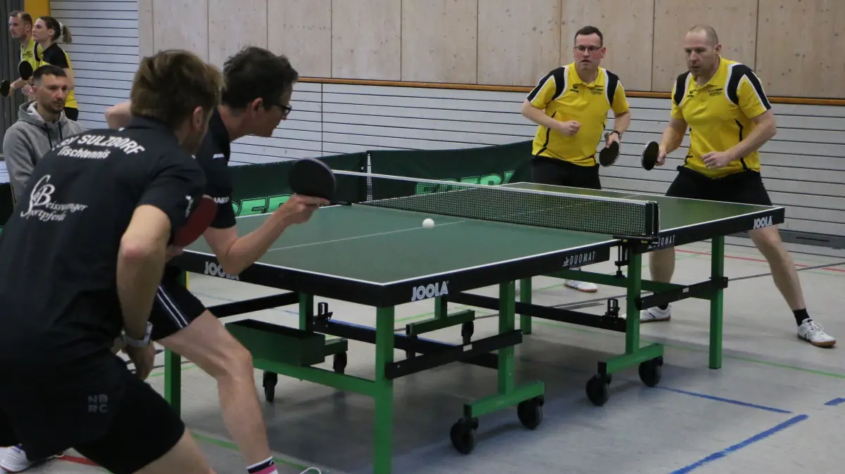 Auch zukünftig spielen der SV Ingersheim (gelb) und der TSV Sulzdorf im Tischtennis-Bezirk Hohenlohe.