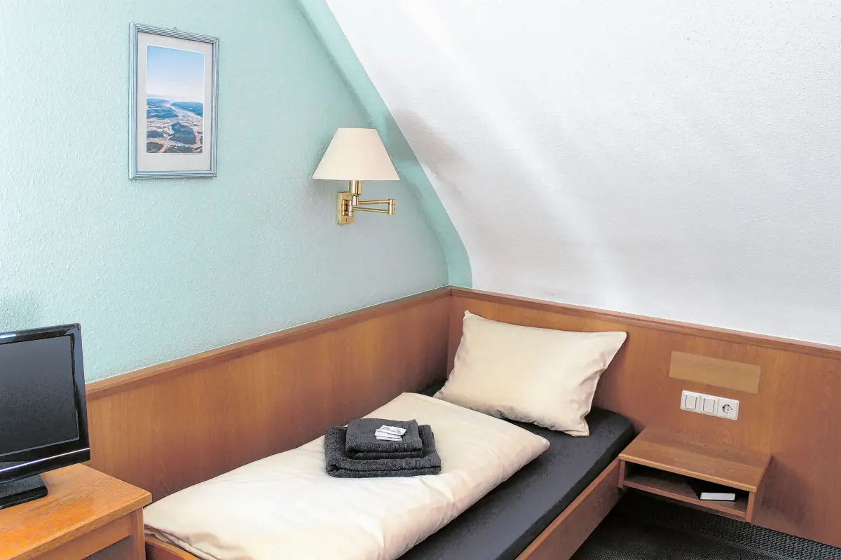 Landhotel Roder Burladingen-Gauselfingen, Zimmer⇥Hubert Pfister