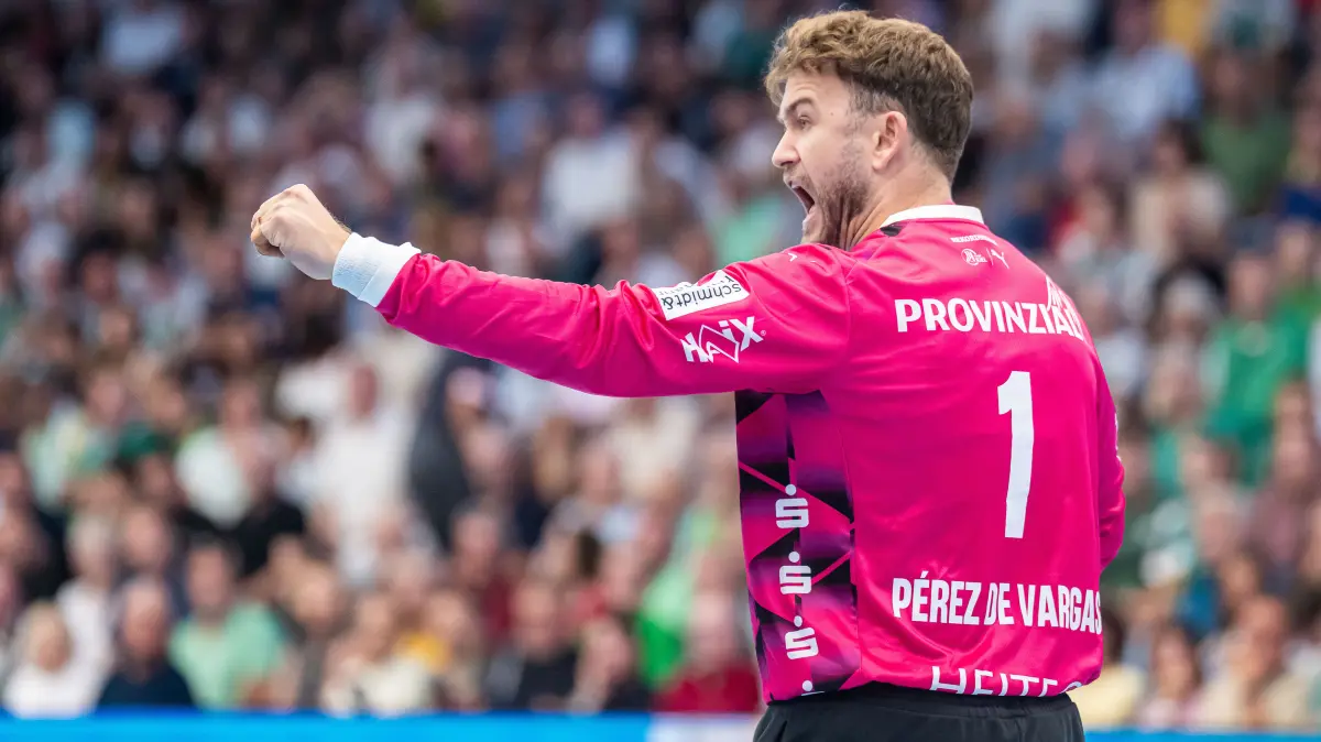 Frisch Auf Goeppingen vs. THW Kiel, Handball, 1. Bundesliga, Herren, Spielzeit 2026/2027, 06.09.2026: Gonzalo Perez de Vargas (THW Kiel, #01) jubelt lautstark, Frisch Auf Goeppingen vs. THW Kiel, Handball, 1. Bundesliga, Herren, Spielzeit 2026/2027, 06.09.2026,
Foto: Eibner-Pressefoto/Michael Schmidt