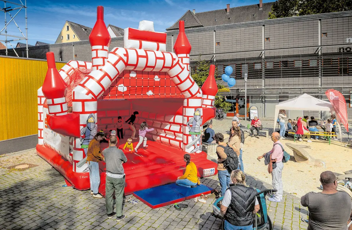 BILDERSEITE: Happy Family Day der SWP⇥Matthias Kessler