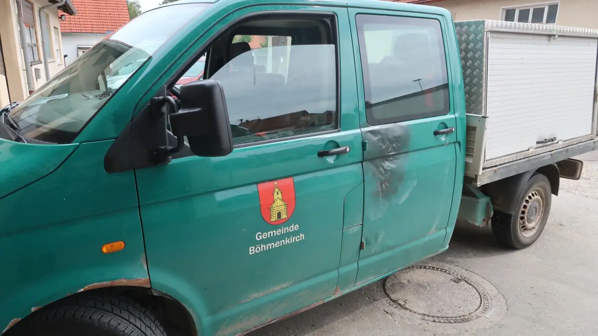 Rost und auch sonst recht ramponiert: der alte Transporter der Böhmenkircher Waldarbeiter.