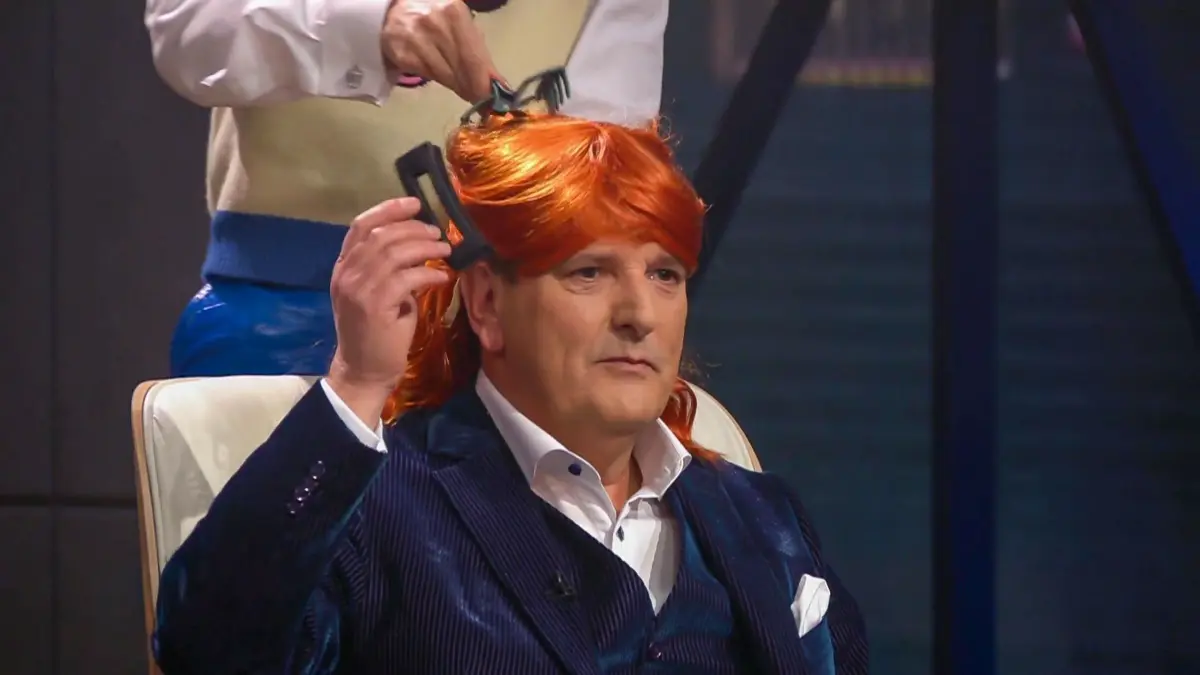 Löwe Ralf Dümmel testet