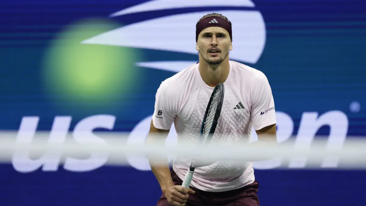 US Open: 08.09.2026, USA, New York: Tennis: Grand SlamATP-Tour - US Open, Einzel, Männer, Achtelfinale, Zverev (Deutschland) - Darderi (Italien). Alexander Zverev in Aktion. Foto: Adam Hunger/FR110666 AP/AP/dpa +++ dpa-Bildfunk +++