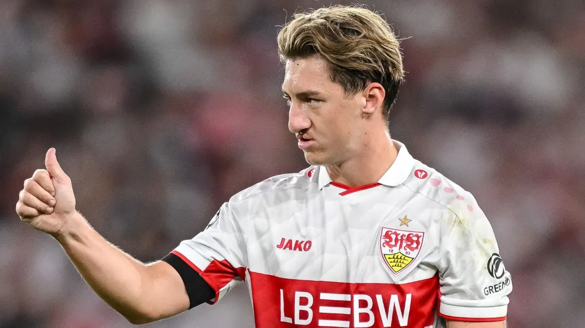 VfB Stuttgart - Viking Stavanger: 09.09.2026, Baden-Württemberg, Stuttgart: Fußball, Männer: Champions League, VfB Stuttgart - Viking Stavanger, Vorrunde, 1. Spieltag, MHPArena. Angelo Stiller (VfB Stuttgart) mit Daumen nach oben. Foto: Harry Langer/dpa +++ dpa-Bildfunk +++
