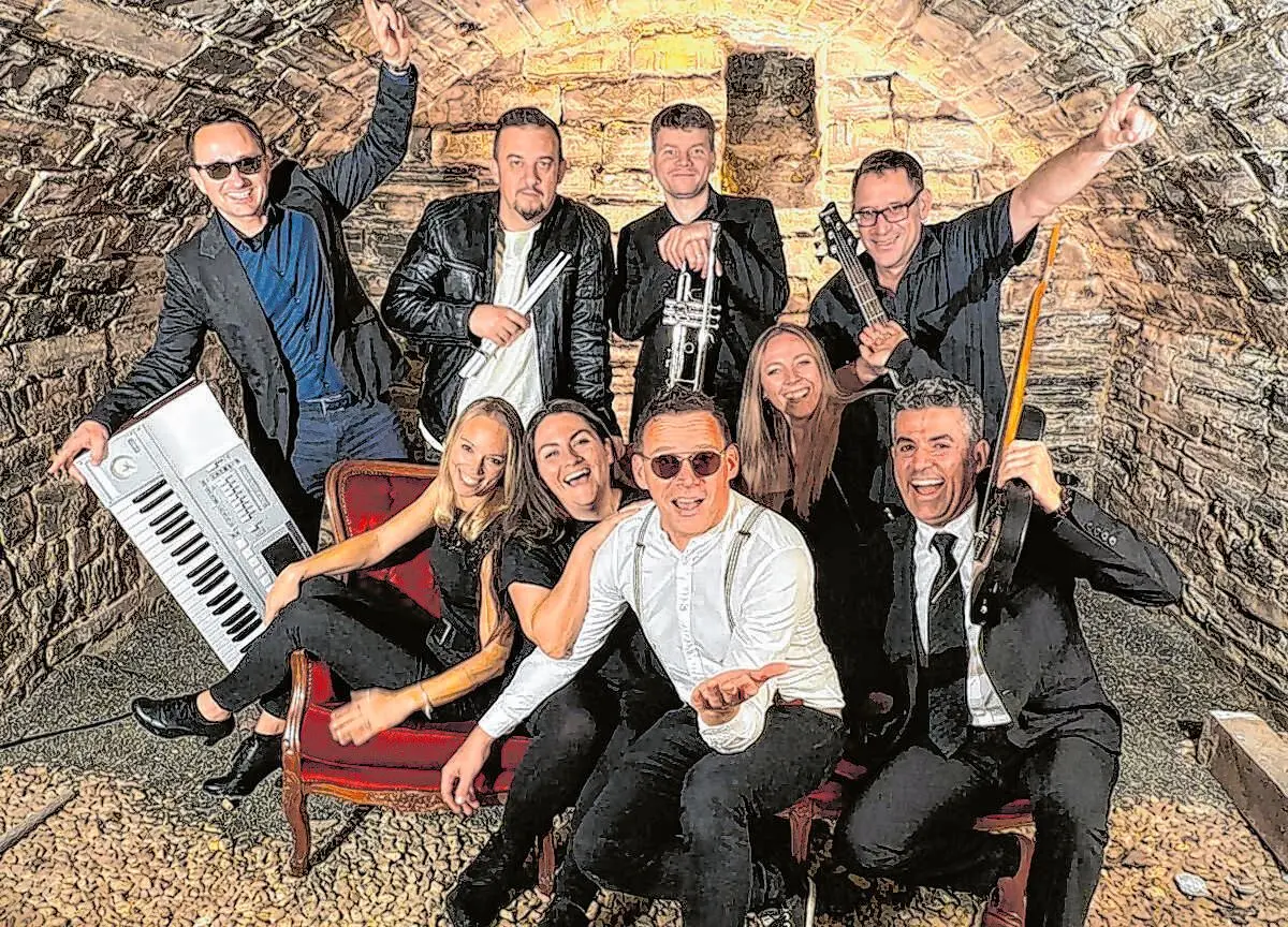 Am Samstag gibt es ab 20 Uhr Live-Musik mit der Gruppe „Superclusive“. ⇥Foto: Künstler