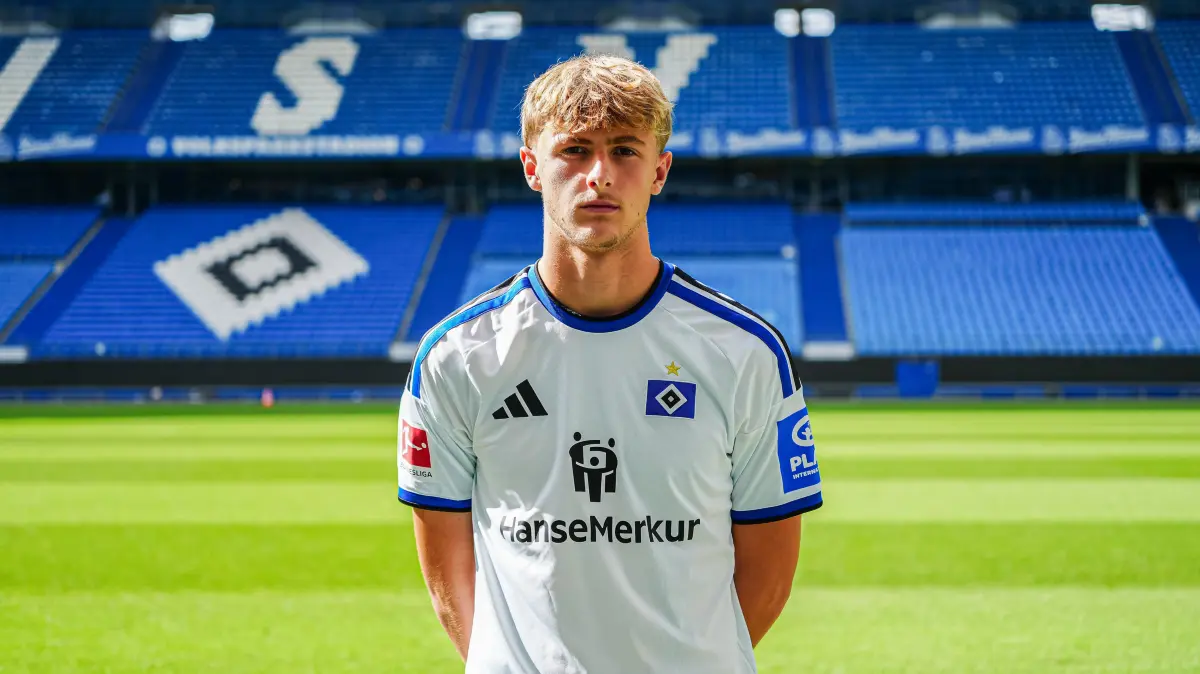 GER, Hamburger SV, Fussball, Porträttermin, 09.09.2026: Louis Lemke Hamburger SV, 37 GER, Hamburger SV, Fussball, Porträttermin, 09.09.2026 GER, Hamburger SV, Fussball, Porträttermin, 09.09.2026 Hamburg *** Louis Lemke, Hamburger SV, 37, Germany, Hamburger SV, soccer, photo shoot, September 9, 2026, Germany, Hamburger SV, soccer, photo shoot, September 9, 2026, Hamburg Copyright: xEibner-Pressefoto/MarcelxvonxFehx EP_MFN
