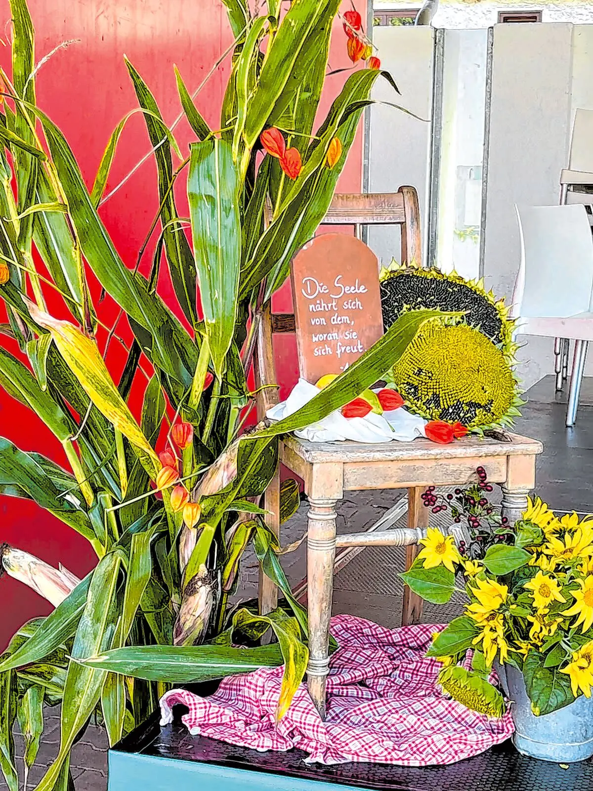Herbstliche Dekorationin herrlichen Farben.⇥Fotos: privat