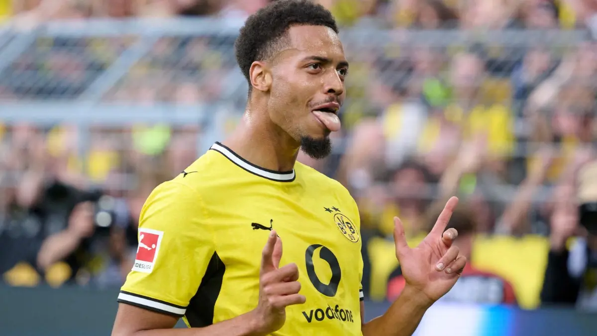 Borussia Dortmund - SC Paderborn 07: 12.09.2026, Nordrhein-Westfalen, Dortmund: Fußball, Männer: Bundesliga, Borussia Dortmund - SC Paderborn 07, 3. Spieltag, Signal Iduna Park. Felix Nmecha (Borussia Dortmund) jubelt über sein Tor zum 2:0. Foto: Bernd Thissen/dpa - WICHTIGER HINWEIS: Gemäß den Vorgaben der Bundesliga bzw. des DFB Deutscher Fußball-Bund ist es untersagt, in dem Stadion und/oder vom Spiel angefertigte Fotoaufnahmen in Form von Sequenzbildern und/oder videoähnlichen Fotostrecken zu verwerten bzw. verwerten zu lassen. +++ dpa-Bildfunk +++