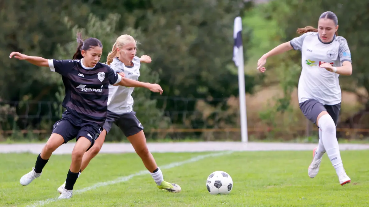 Fußball B-Juniorinnen DFB-Pokal Saison 2026/27 1. Runde Tura Untermünkheim - SG Andernach 0:4